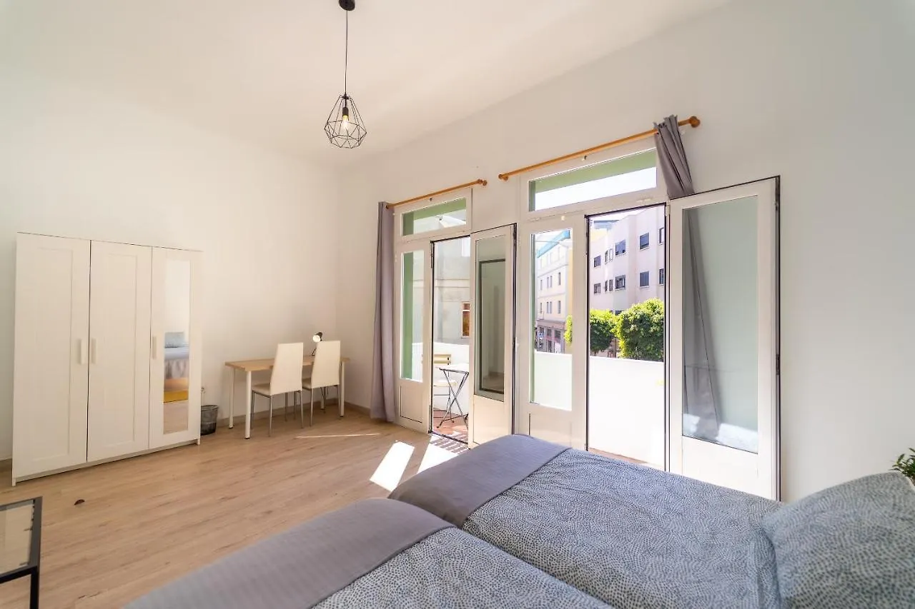 Un Lugar House Canteras - Coliving Las Palmas de Gran Canaria 0*,  Spain
