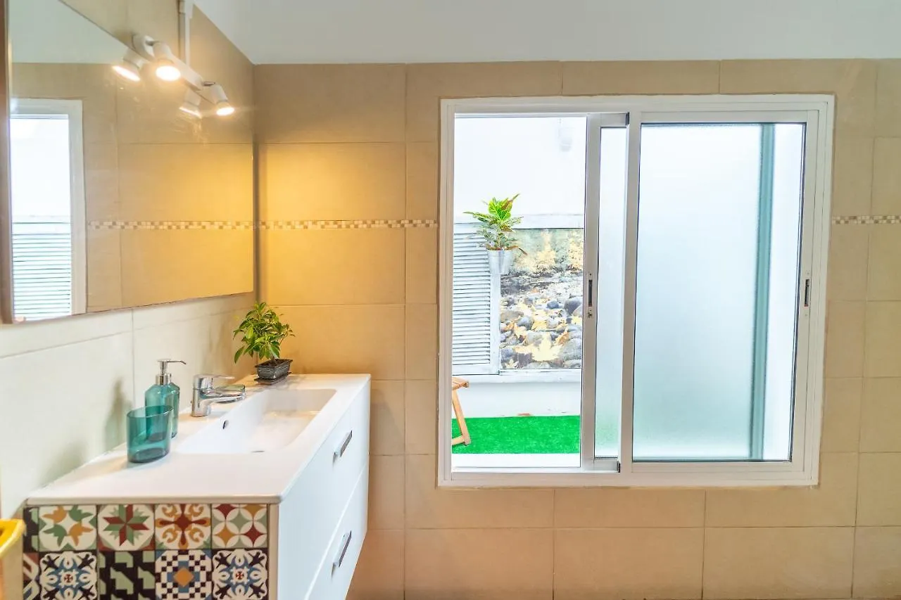 Un Lugar House Canteras - Coliving Las Palmas de Gran Canaria 0*,